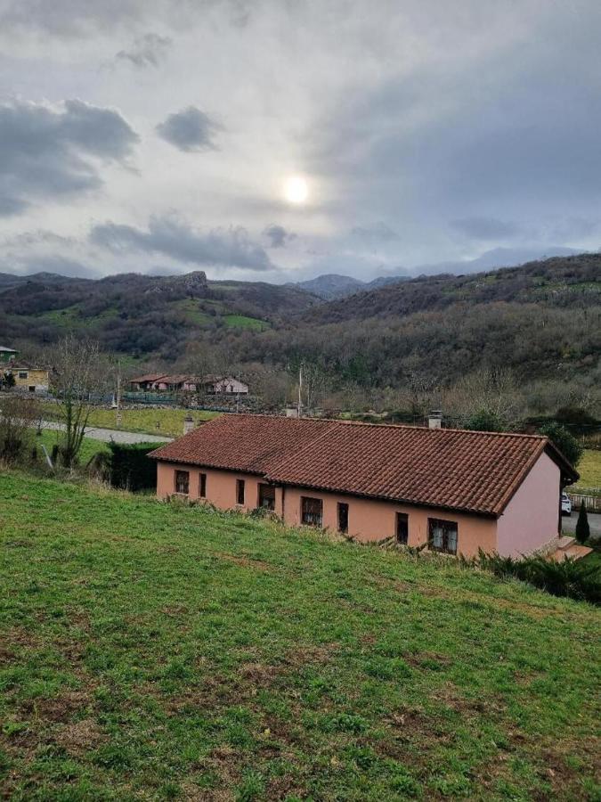 Apartamentos El Pedrayu Onís Buitenkant foto