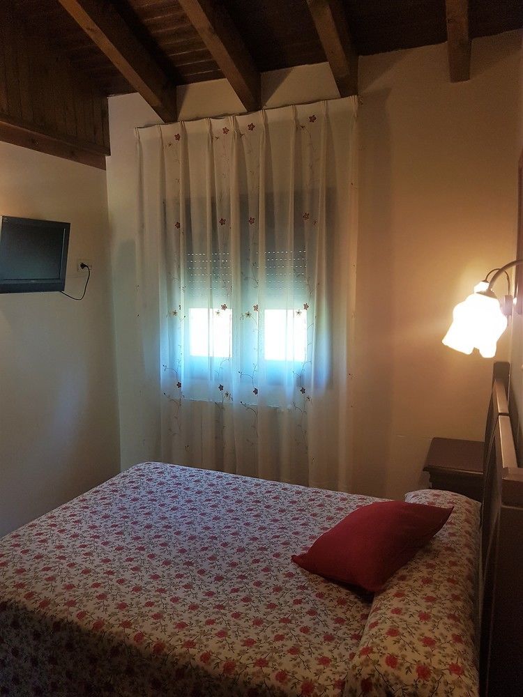 Apartamentos El Pedrayu Onís Buitenkant foto